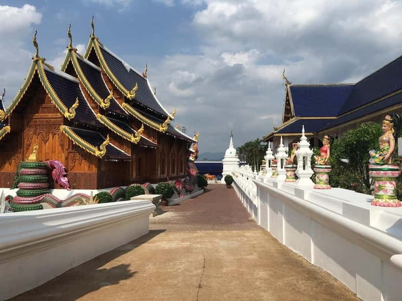 Bangkok: Kanchanaburi, 2-Days Glamping in Jungle & Erawan - Floating Market and the long-tail boat through the klongs