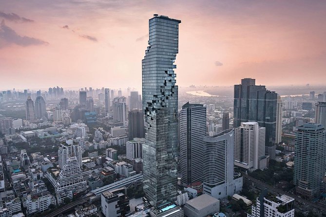 Bangkok King Power MahaNakhon SkyWalk Admission Ticket - The View Highlights: Wat Phra Kaew and the Bangkok Skyline in Layers