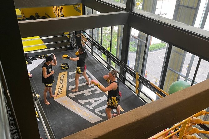 Bangkok:Learn 1-1 Muay Thai + Free Muaythai Shorts & Hotel Pickup - Learning Muay Thai eight limbs at a beginner pace
