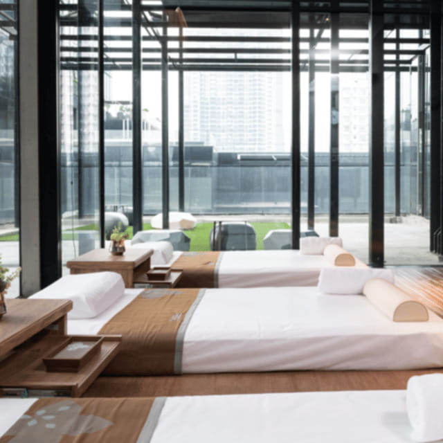 Bangkok: Let's Relax Mahanakhon CUBE E-Voucher - The lounge and terrace: why the Bangkok CBD view is the real “treatment”