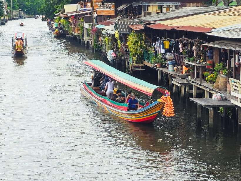 Bangkok Long Boat Canal a Big Buddha & Culture Markets Tour - Thonburi Water Taxi and Quick Temple Pass-By: Easy Motion, Short Stops