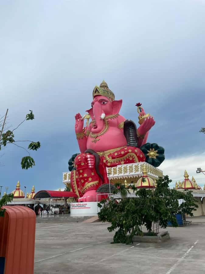Bangkok: Lord Ganesha Temple Tour - What to expect from the private transport and self-guided format