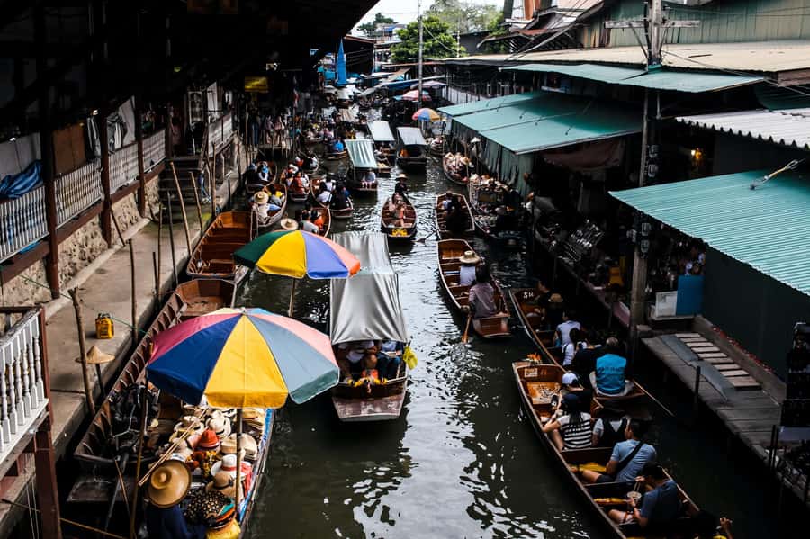 Bangkok: Maeklong Train Market & Amphawa Floating Market - Amphawa Floating Market: Shopping From Longtail Boats and Water-Edge Stalls
