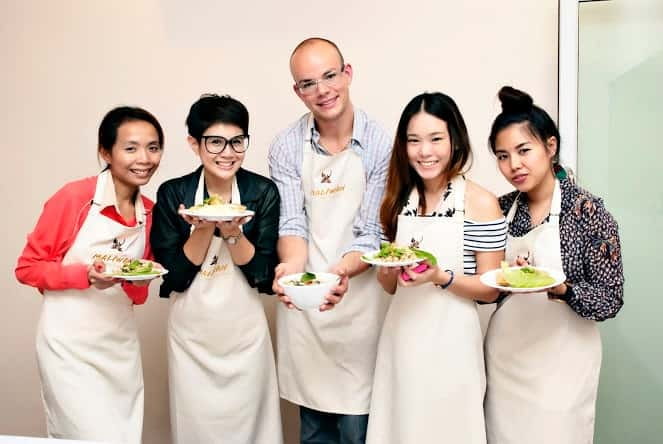 Bangkok: Maliwan Thai Cooking Class with Market Tour - Key highlights to know before you go