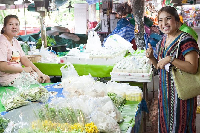 Bangkok Market Tour & Thai Cooking Class with Boat Ride with Aoy - Who should book this Bangkok cooking tour with Aoy