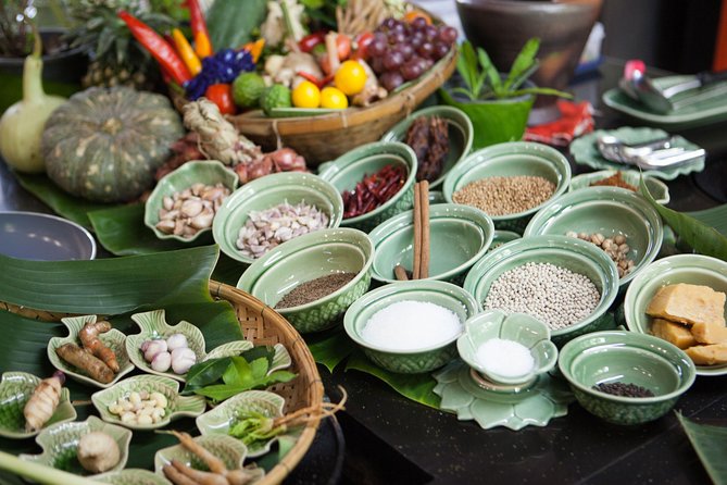 Bangkok Market Tour & Thai Cooking Class with Boat Ride with Aoy - Crossing to the calmer side: the Tha Chin River boat ride