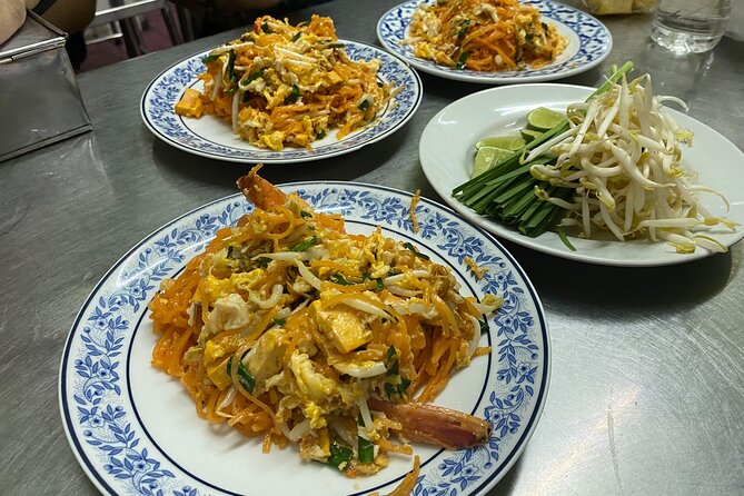 Bangkok: Michelin Street Eats by Tuk-Tuk Guided Food Tour - Stop-by-stop: what each part gives you (and where it can fall flat)