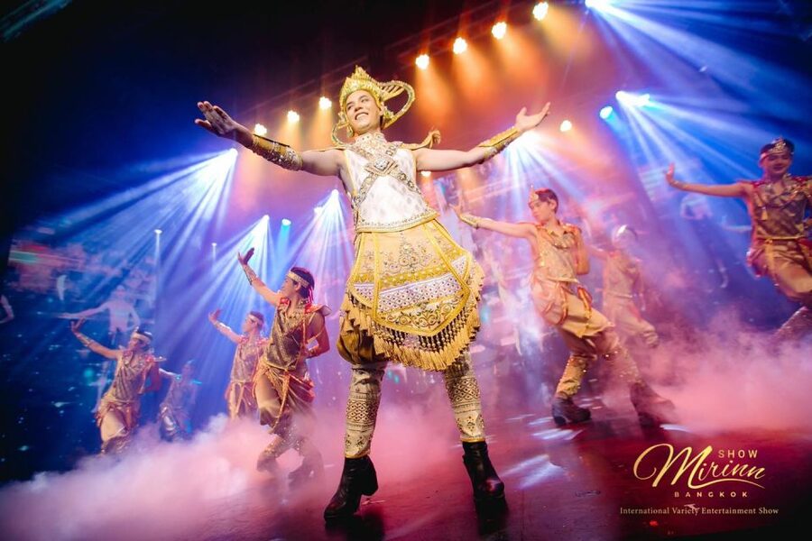 Bangkok: Mirinn Theatre Cabaret Show Admission Ticket - After the Curtain: Photos Outside and How to Stay Comfortable