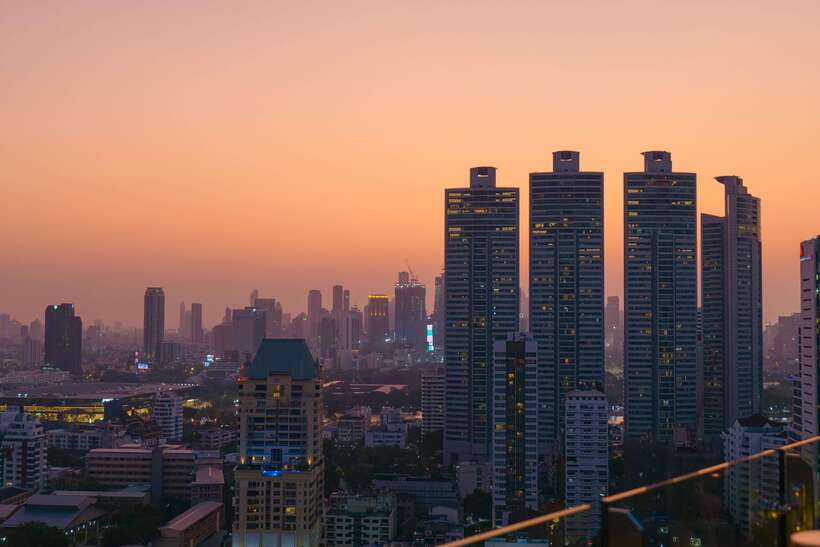 Bangkok: Mojjo Rooftop Lounge & Bar Food & Beverage Package - The Food & Beverage Package: what’s really included