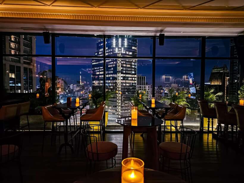Bangkok: Mojjo Rooftop Lounge & Bar Food & Beverage Package - Duration, group size, and why 1.5 hours works