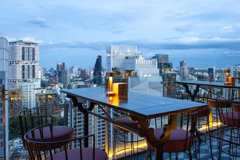 Bangkok: Mojjo Rooftop Lounge & Bar Food & Beverage Package - Practical rules you’ll notice at the rooftop bar