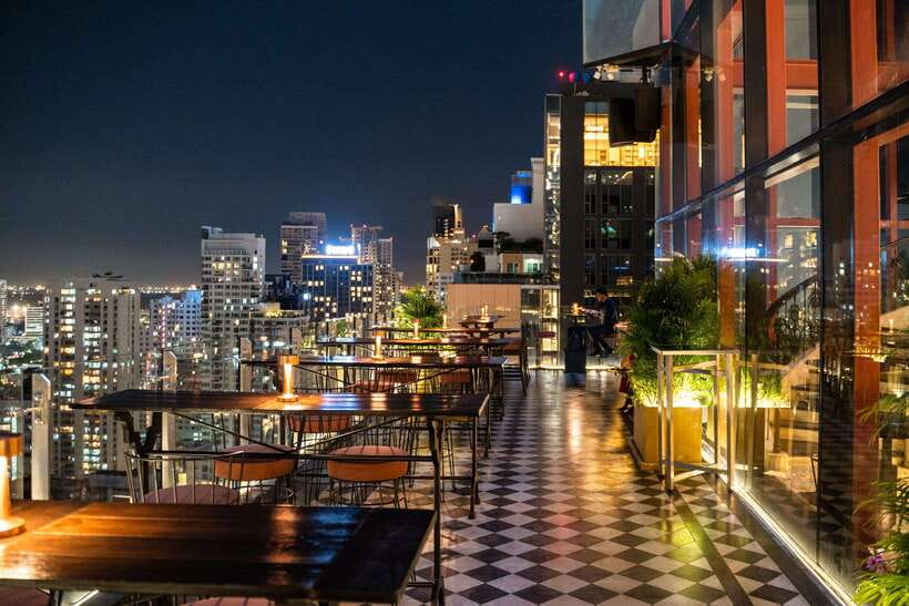 Bangkok: Mojjo Rooftop Lounge & Bar Food & Beverage Package - Who this package is best for (and who should skip it)