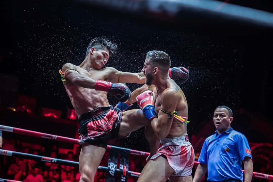 Bangkok: Muay Thai Boxing Tickets at Rajadamnern Stadium - The Arena Experience: Why Rajadamnern Feels Different