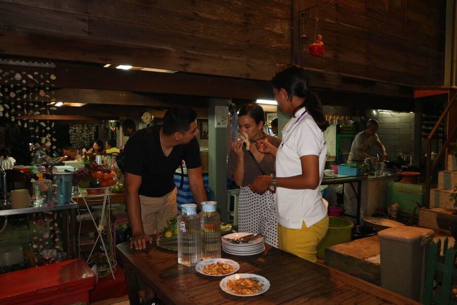 Bangkok: Night Bike Ride and Dinner at a Local Restaurant - Price and Value: Why $45 Can Make Sense for This Route