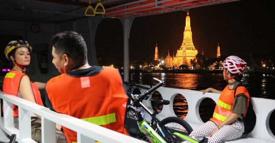 Bangkok: Night Bike Ride and Dinner at a Local Restaurant - The Quick Alley Warm-Up and a Local Family Restaurant Dinner