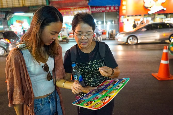 Bangkok Night Michelin Foodie Tour in Chinatown with 15+ tastings - The Stop-by-Stop Flow: From Wat Mangkon to Hua Lamphong