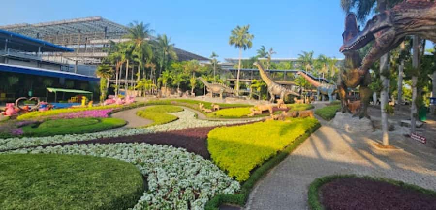 Bangkok: Nong Nooch Garden - Nong Nooch Tropical Botanical Garden: Why This Big Name Gets So Much Attention