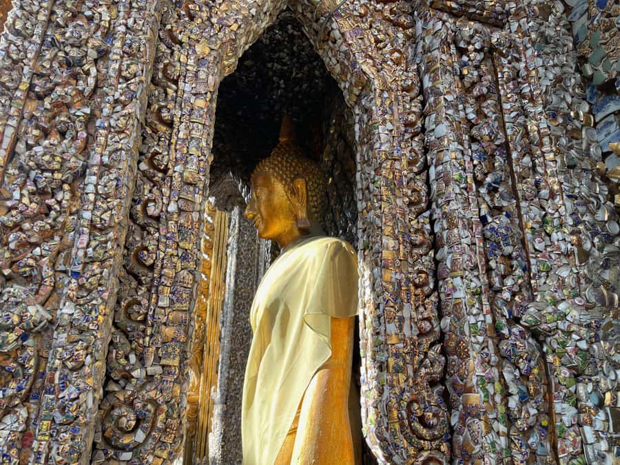 Bangkok Paradise Bicycle & Boat Tour - Guide Matters: English support and photo attention (including extra effort)