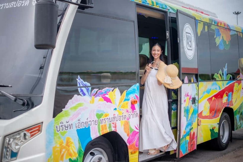 Bangkok: Premium Damnoen Saduak & Railway Market By Food Bus - Michelin mango sticky rice tasting: the best “breakfast” choice