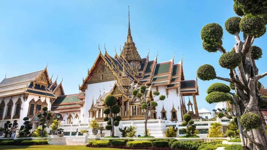 Bangkok: Private Charter with Customizable Route - River-temple calm: Wat Saket and Wat Pho without the scramble
