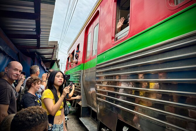 Bangkok: Private Floating Market and Train Market - Stop 4: From Pier to Canals on a Long-Tail Boat