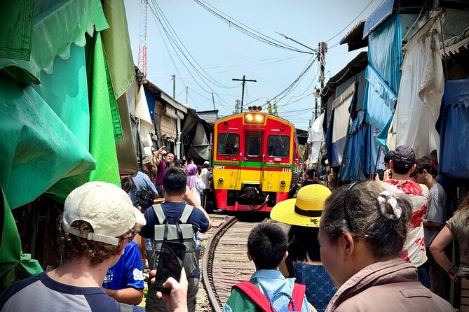 Bangkok: Private Floating Market and Train Market - Stop 1: Leaving Bangkok and Getting to the Train Start