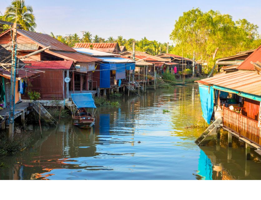 Bangkok: Private Floating & Railway Markets with Farm Visits - Coconut sugar and salt visits: seeing farm work behind the snacks