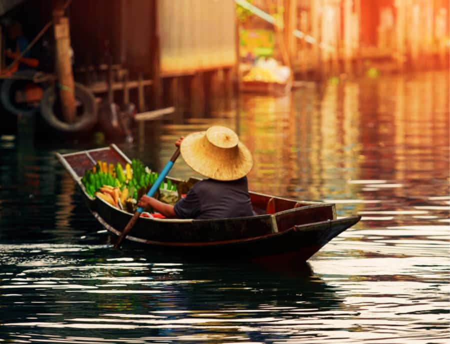 Bangkok: Private Floating & Railway Markets with Farm Visits - Who should book this day trip (and who should skip it)