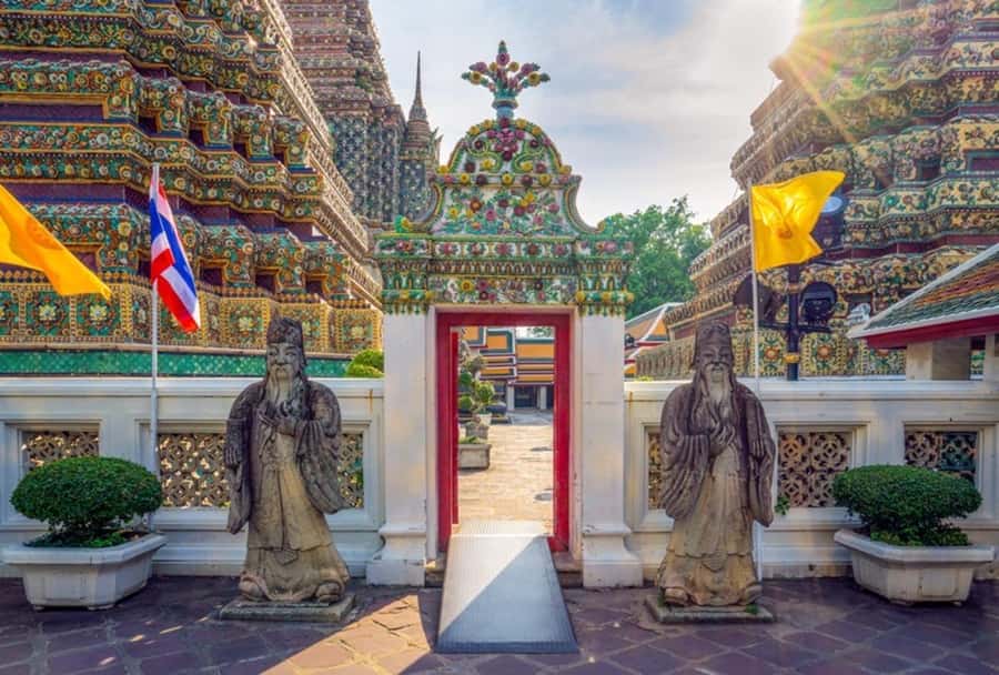Bangkok:Private Guided Tour |Grand Palace, Wat Pho, Wat Arun - Timing and pacing: 6 hours that don’t feel like three stamp trips