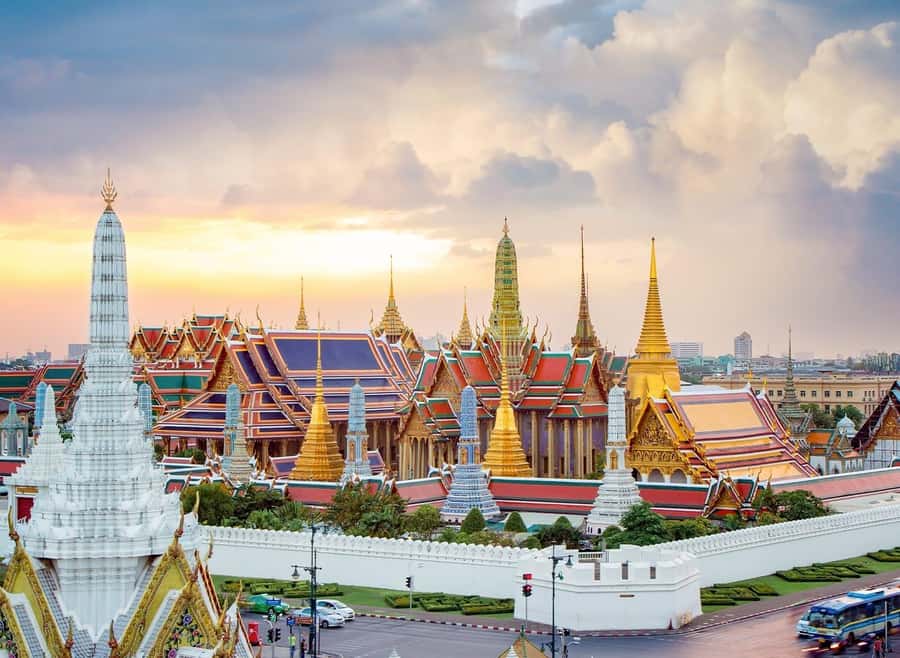 Bangkok: Private Temple City Grand Palace, Wat Pho, Wat Arun - Transportation, guide, and tickets: why the inclusions affect value