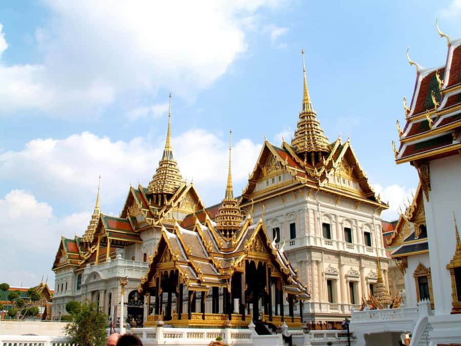 Bangkok: Private Wat Phra Kaew, Wat Pho & Wat Arun Tour - Private Hotel Pickup Gets You to the Temples Fast