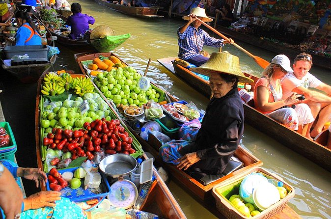 Bangkok: Railway and Floating Market Tour + Dragon Temple - Who this tour is best for (and who should choose another plan)