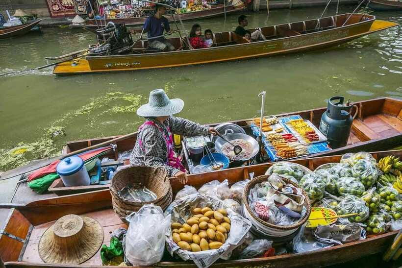 Bangkok: Railway and Floating Market Tour with Dragon Temple - Getting comfortable: what to pack for hot stairs and wet boats