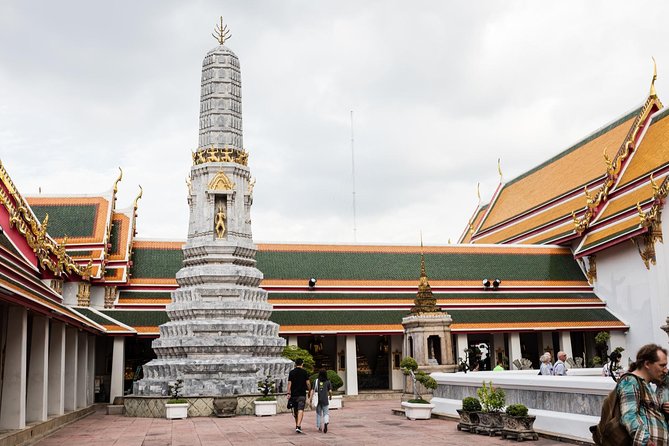 Bangkok Reclining Buddha (Wat Pho) Entrance Ticket - Entering Wat Phra Chetuphon: What to Expect Once You Arrive