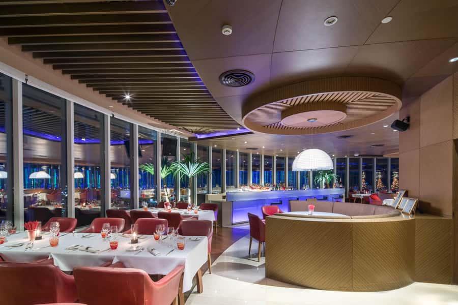 Bangkok: Red Sky Restaurant 55th Floor - The Ambiance: Romantic Dinner Energy Without the Stuffiness