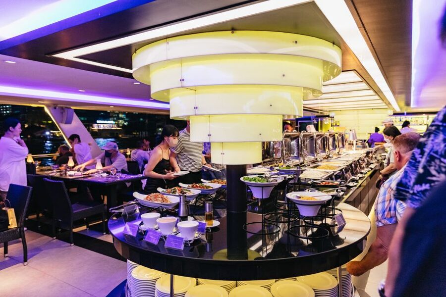 Bangkok: River Dinner Cruise on the Chao Phraya Princess - Getting to Iconsiam without turning it into a stress test