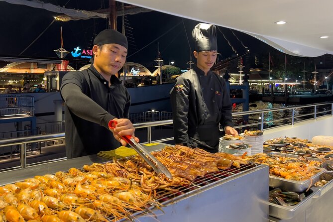 Bangkok Royal Galaxy Chao Phraya River Dinner Cruise - Dinner on a Floating Buffet: Seafood, International Favorites, and Drinks