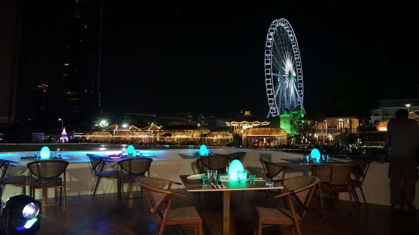 Bangkok: Royal Galaxy Cruise with Hotel Transfer - Dinner on Board: Buffet Flow, Seafood, and Salmon Sashimi