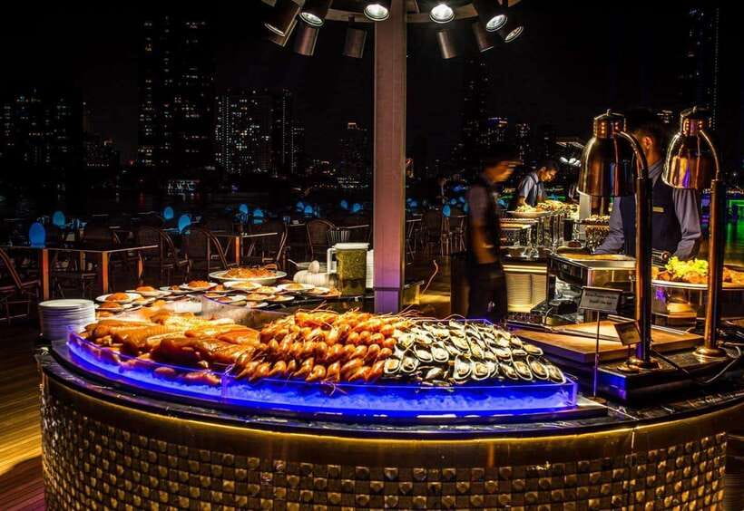Bangkok: Royal Princess River Dinner Cruise with Live Music - Live music and Thai dance: entertainment level vs your expectations