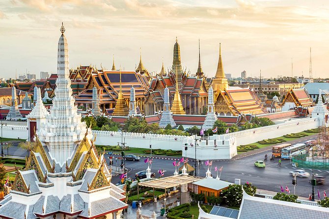 Bangkok Royal Road - Top 3 Major Monuments (Grand Palace, Wat Pho, Wat arun) - Wat Pho First: Reclining Buddha and Temple Education Traditions