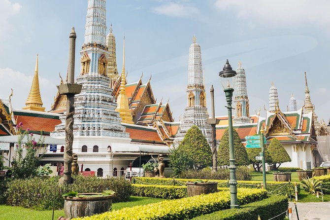 Bangkok's Grand Palace Complex and Wat Phra Kaew Tour - Gems Gallery Stop: Useful Context or a Detour