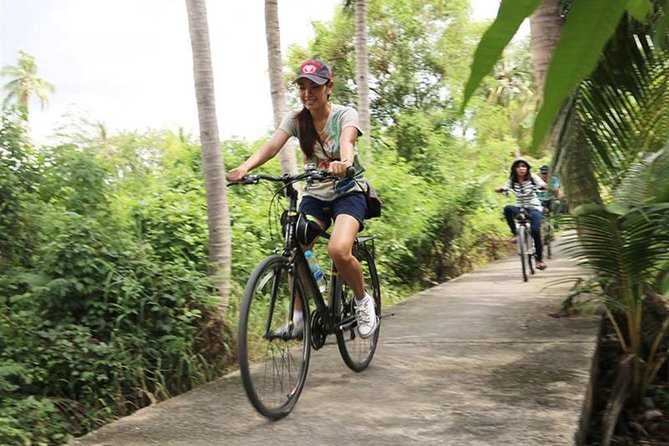 Bangkok's Green Lung Jungle Cycling Adventure Tour - Guides matter: friendly, funny, and language skills