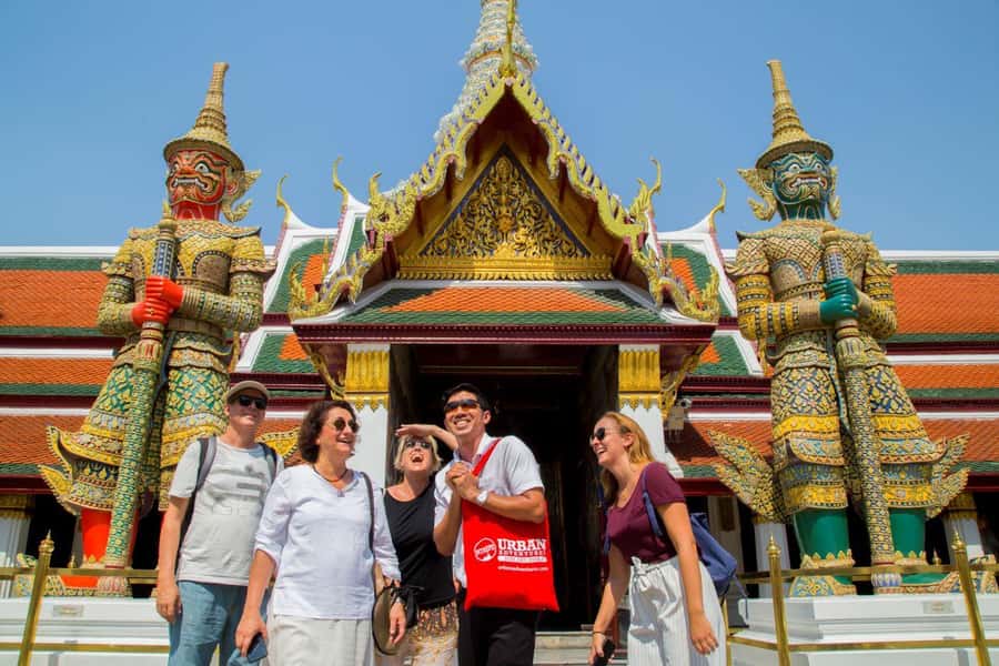 Bangkok's Highlights by Longtail Boat and on Foot - Sanam Chai MRT to pier: a start that keeps you from wasting time