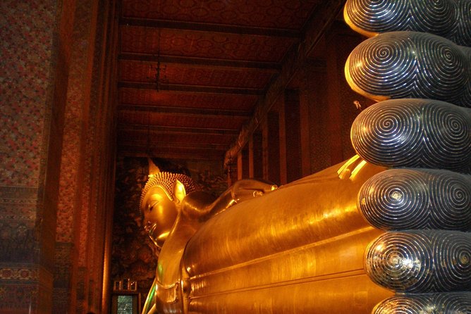 Bangkok’s Sacred Temples & Local Culture Half-Day Tour - Temple Etiquette That Keeps Your Visit Smooth