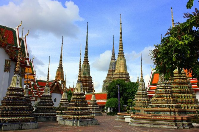 Bangkok’s Sacred Temples & Local Culture Half-Day Tour - Getting Picked Up and Understanding the 4-Hour Rhythm