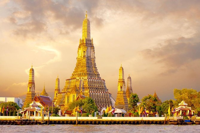 Bangkok’s Three Iconic Temples: Wat Traimit, Wat Pho & Wat Arun - A Smart Way to See Bangkok’s Temple Essentials (Without Burning Your Whole Day)