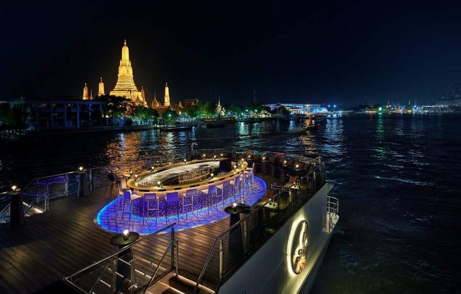 Bangkok: Saffron Chao Phraya River Dinner Cruise - From the River to the Landmarks: What You’ll See at Night