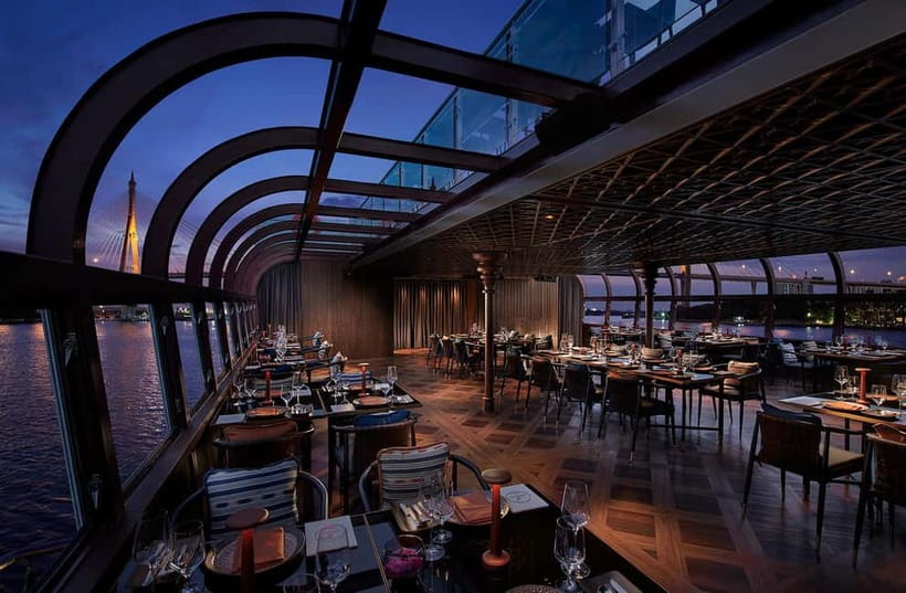 Bangkok: Saffron Cruise by Banyan Tree - The views from the river: Bangkok landmarks at night