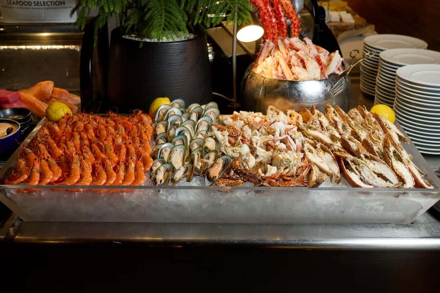 Bangkok: Saturday Dinner Buffet at W Bangkok - The Kitchen Table Buffet: International Favorites With a Premium Seafood Focus