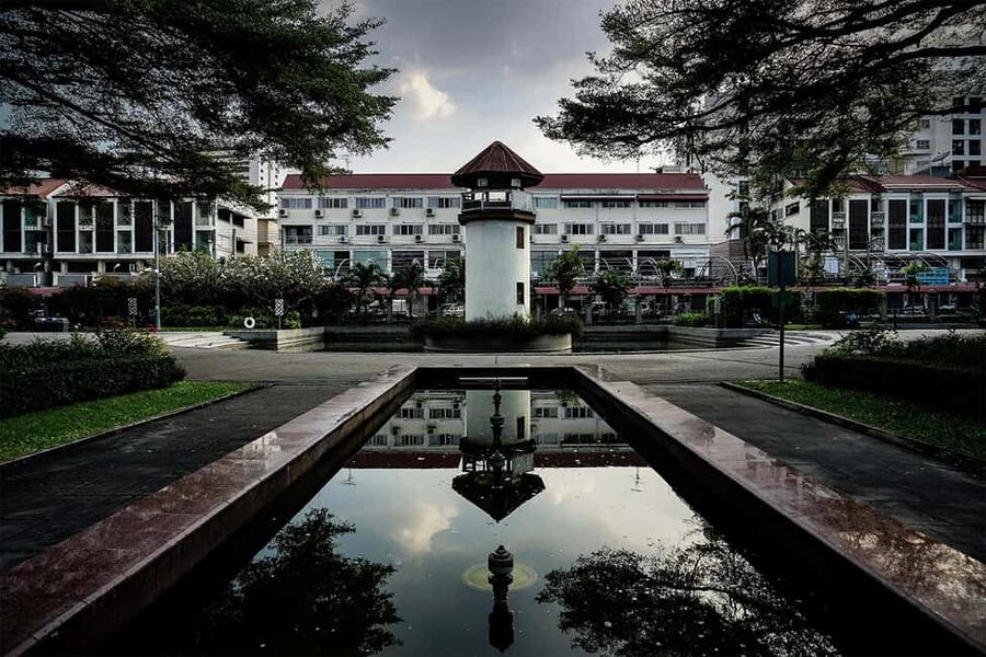 Bangkok Shadows: Ghosts, Haunted Temples & Dark Secrets - Bangkok After Dark: Golden Mount to Wat Saket’s Plague Shadows